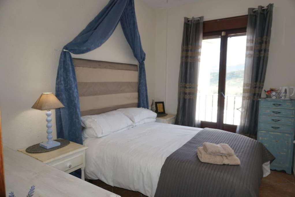 Eagles Nest - Massive Townhouse With Pool With Outstanding Views Villa Algodonales Eksteriør billede
